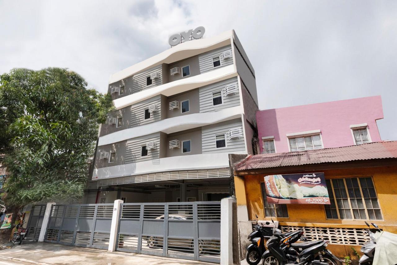 Super Oyo 515 Finnex Hotel Mandaluyong Exterior foto